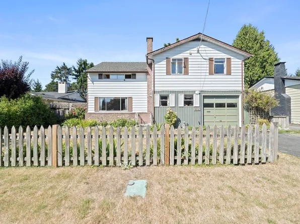 6731 Camsell Cres, Richmond, BC V7C 2M9