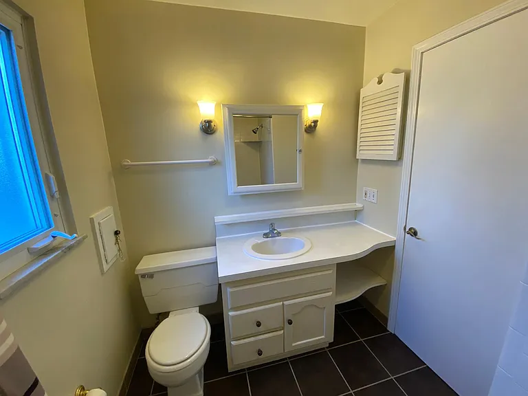 1438 Glenview Rd #UPPER — Photo 6