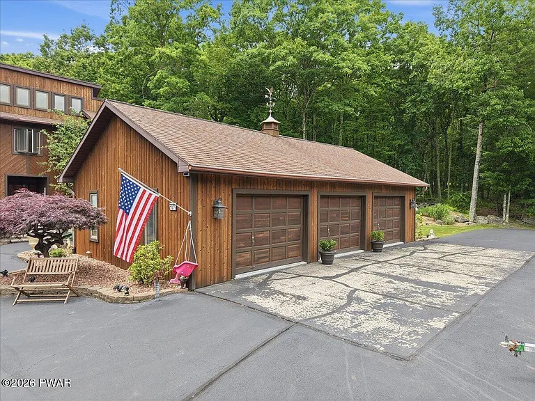 1075 Acacia Dr — Photo 86