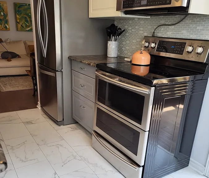 633 Bay St #1013 — Photo 12