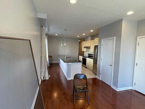 2nd image of 615 N 10th St #1