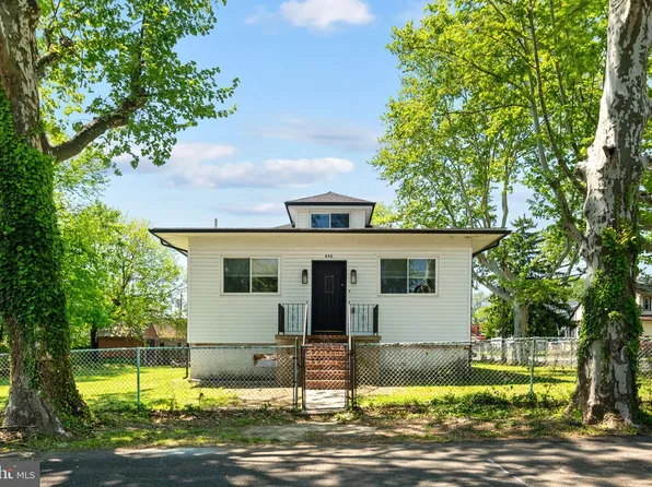 848 Cedar Ave, Bensalem, PA 19020