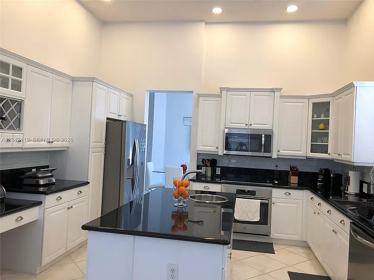 5026 SW 162nd Ave — Photo 3
