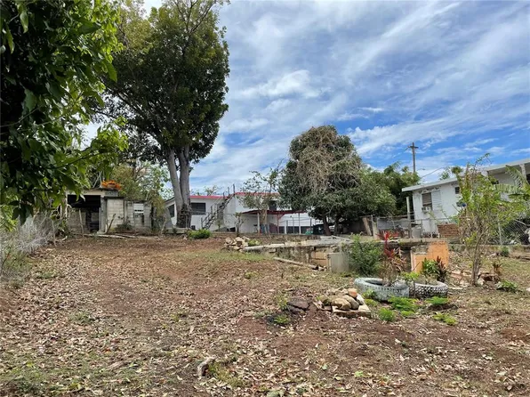 (undisclosed Address), Vieques, PR 00765