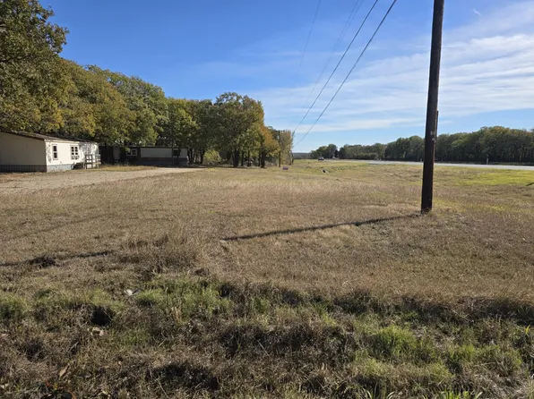 15531 City Ct, Kemp, TX 75143