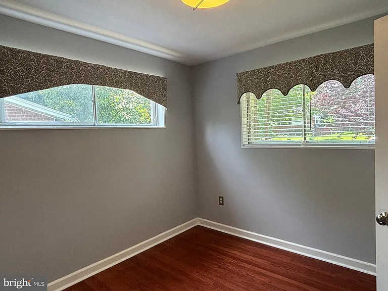 3913 Parsons Rd — Photo 7