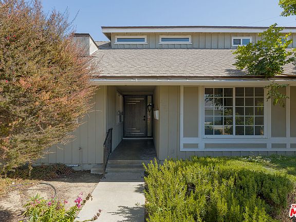 3rd image of 2222 El Baile Pl