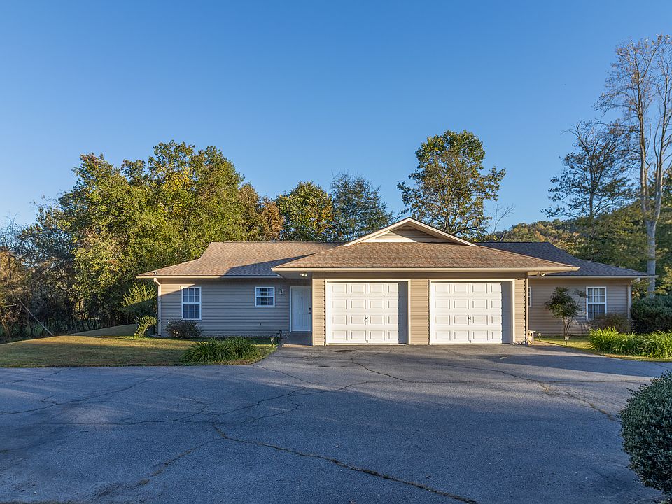 1st image of 647 Gallimore Rd #1