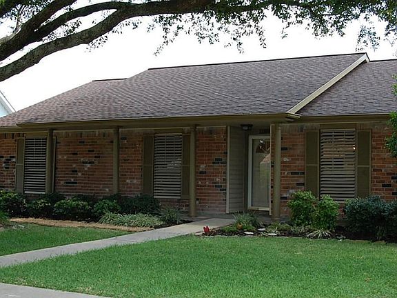 2nd image of 11818 Kirkway Dr