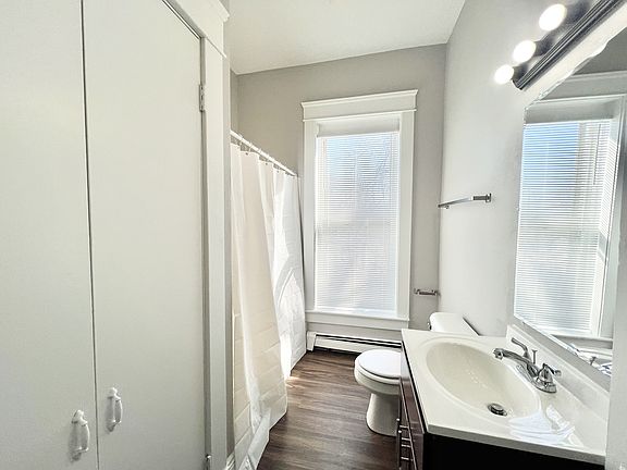 5th image of 521 E Court St #3