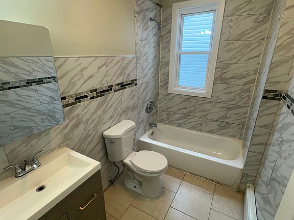 4th image of 29 Taylor St #2B