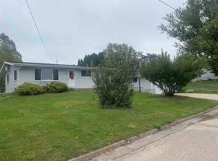 410 N Page St, Monona, IA 52159