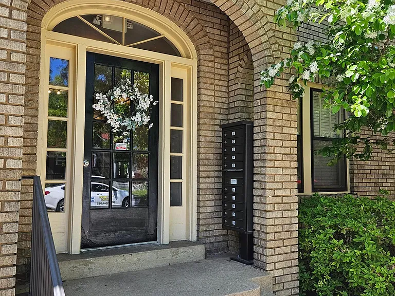523 Orange St — Photo 18