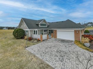 25 Florence Sarah Ln, Lexington, VA 24450