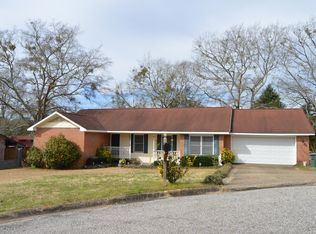 207 Auburn Dr, Enterprise, AL 36330