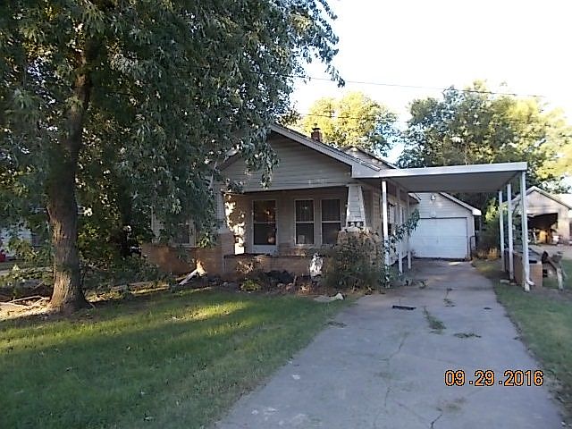1st image of 920 N A St