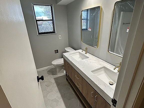 2nd image of 3412 South Rd