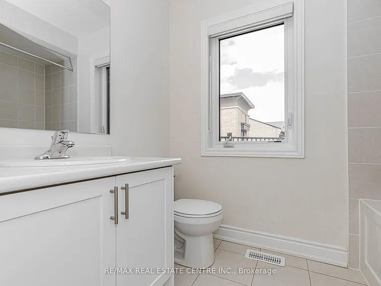 3 Marvin Ave — Photo 39