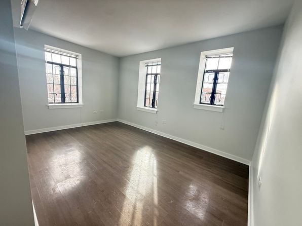 2946 N Clybourn Ave #404