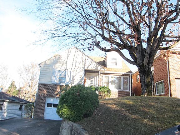 4th image of 416 Green Oak Dr