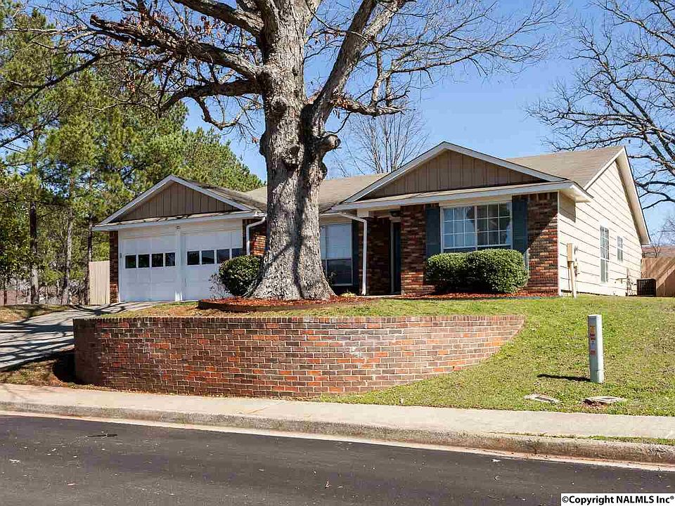 1st image of 101 Champions Green Ln