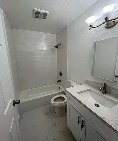 Bathroom downstairs