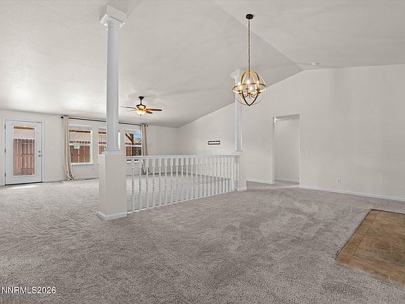 3rd image of 1643 Meadows Ave
