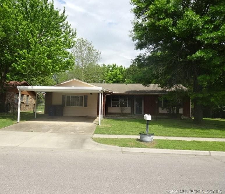 1st image of 1319 S 124th Ave E