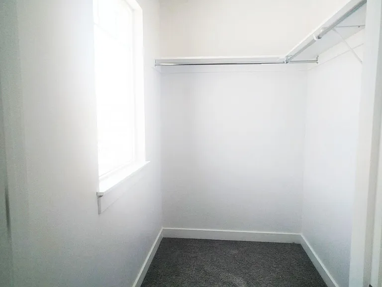 504 S Pegasus Way — Photo 9