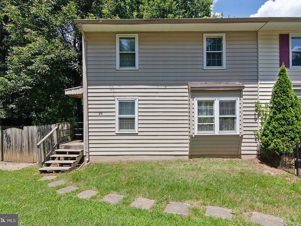 1st image of 26 Evergreen Ln