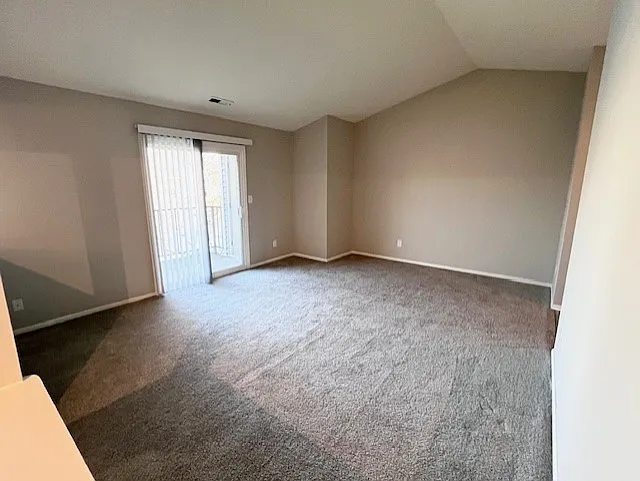Harbour Club Apartments — Photo 64