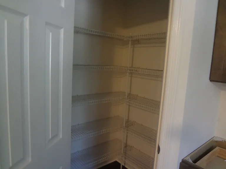 105 Fenton Park Ct — Photo 10