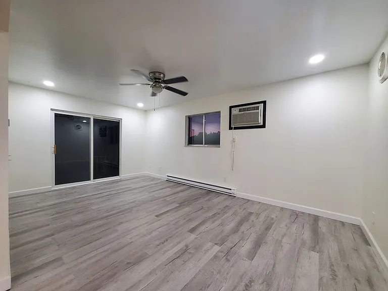 607 E Dorothy Ln — Photo 7