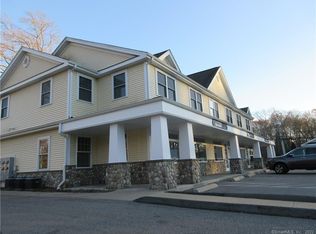 157 W Main St APT 10, Niantic, CT 06357