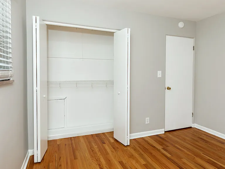 347 N Eton St #18 — Photo 21