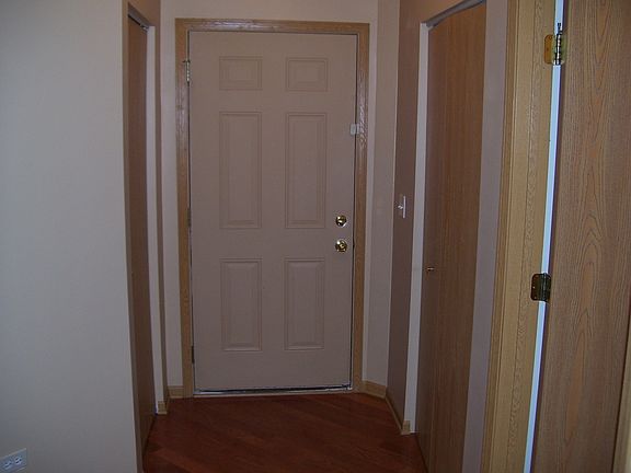 2nd image of 211 S Alder Creek Dr