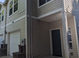 16966 NE Halsey St, Portland, OR 97230