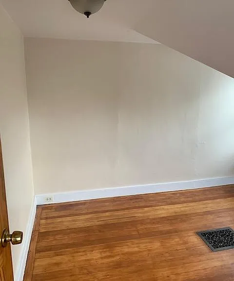 69 E Transit St — Photo 12