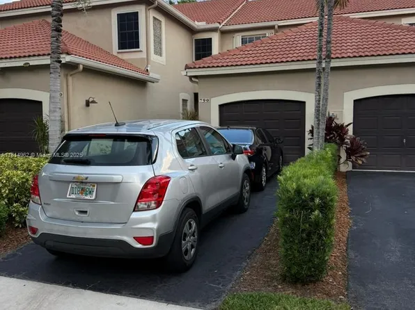 790 Sorrento Dr, Weston, FL 33326