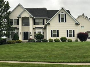 5740 Emerald Lakes Dr, Medina, OH 44256