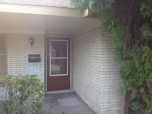 3rd image of 10655 Northbrook Dr