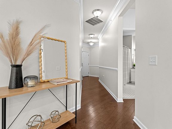 3rd image of 1010 Bradish Ln #1010
