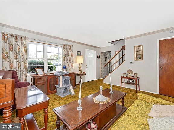 5th image of 343 Catoctin Ave