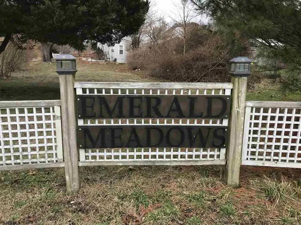 902 Stepping Stone Ln, Galloway, NJ 08205