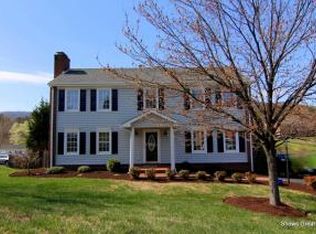664 Joan Cir, Salem, VA 24153