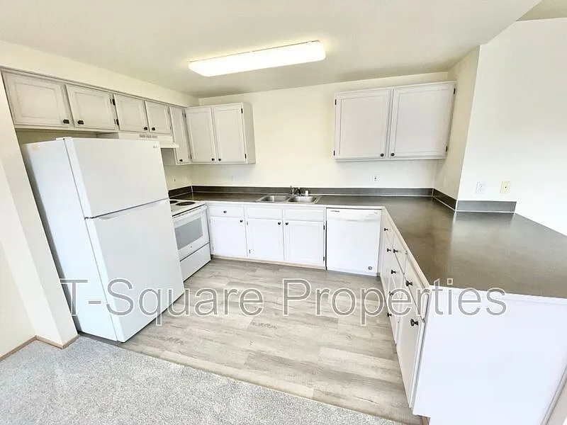 8830 3rd Ave SE #305