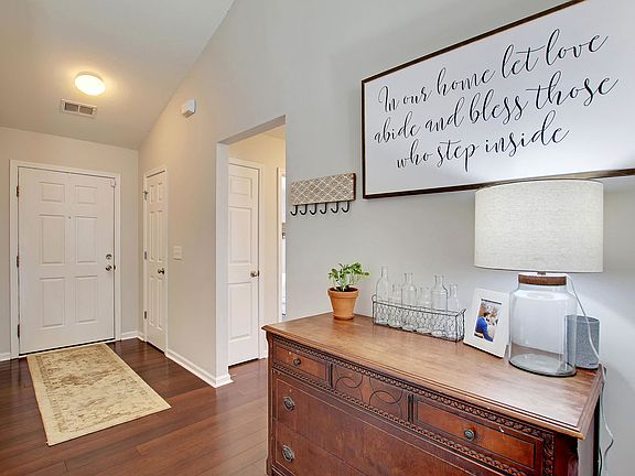 2nd image of 102 Rosario Dr
