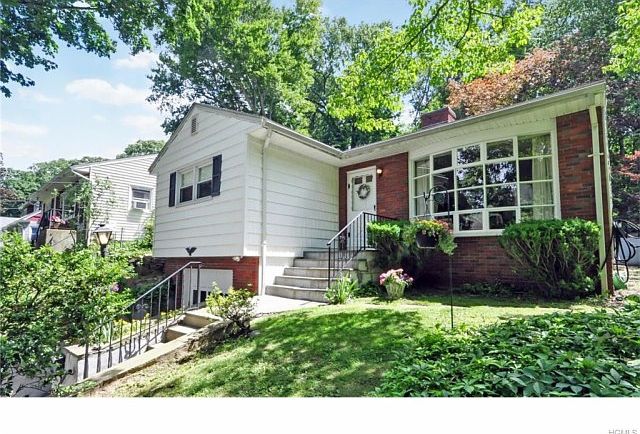 1st image of 90 Woodcrest Ave