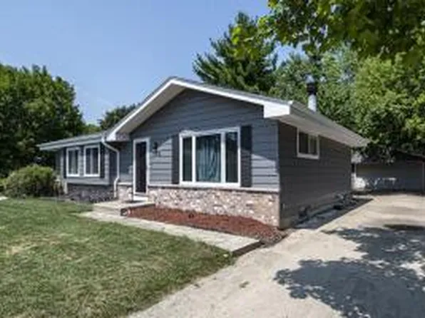 3934 West Clinton AVENUE, Milwaukee, WI 53209