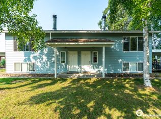 11348 Lower Sunny Cir, Eagle River, AK 99577